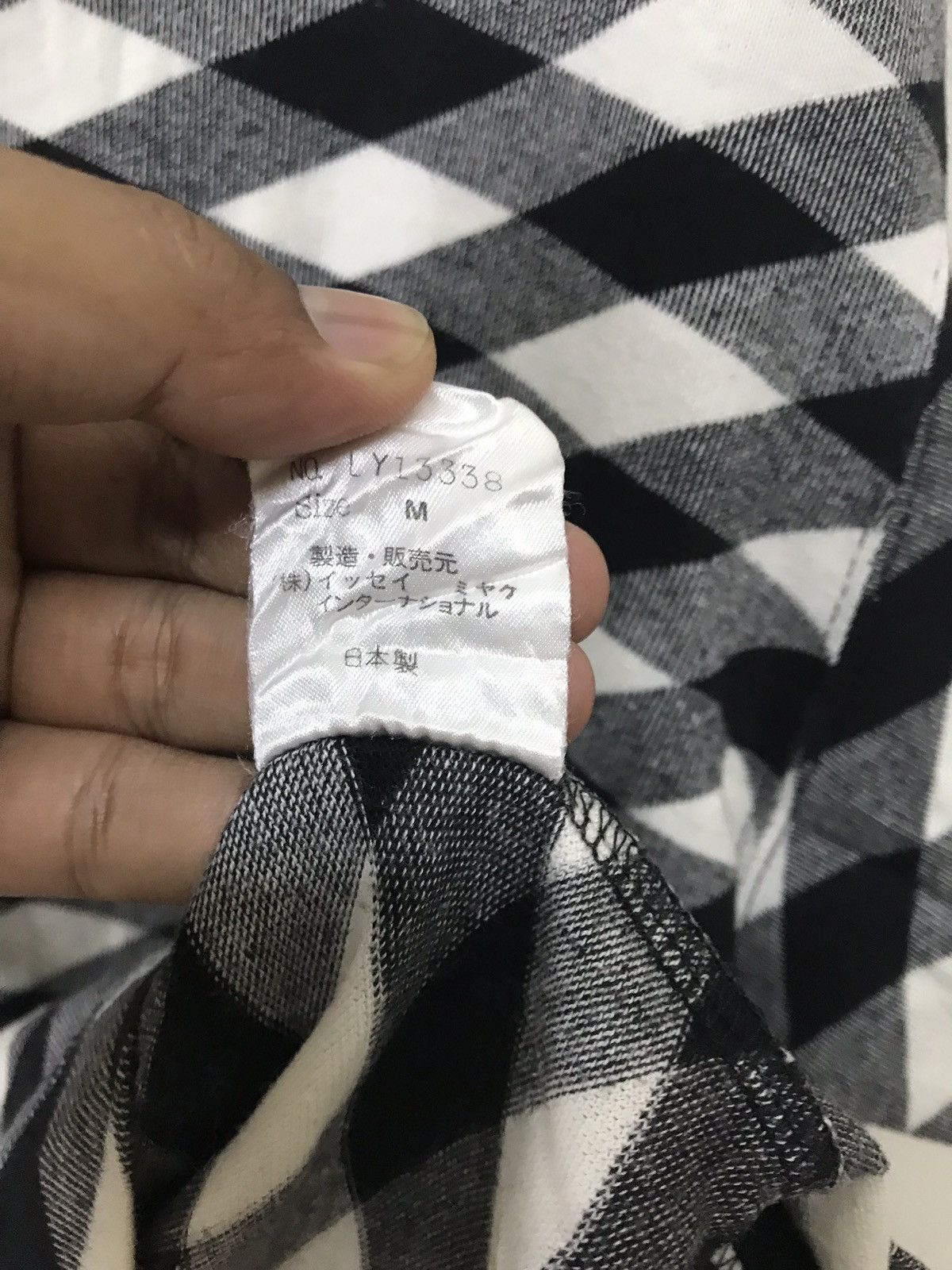 Issey Miyake ISSEY MIYAKE TURTLE NECK DESIGN RARE Size US M / EU 48-50 / 2 - 6 Thumbnail