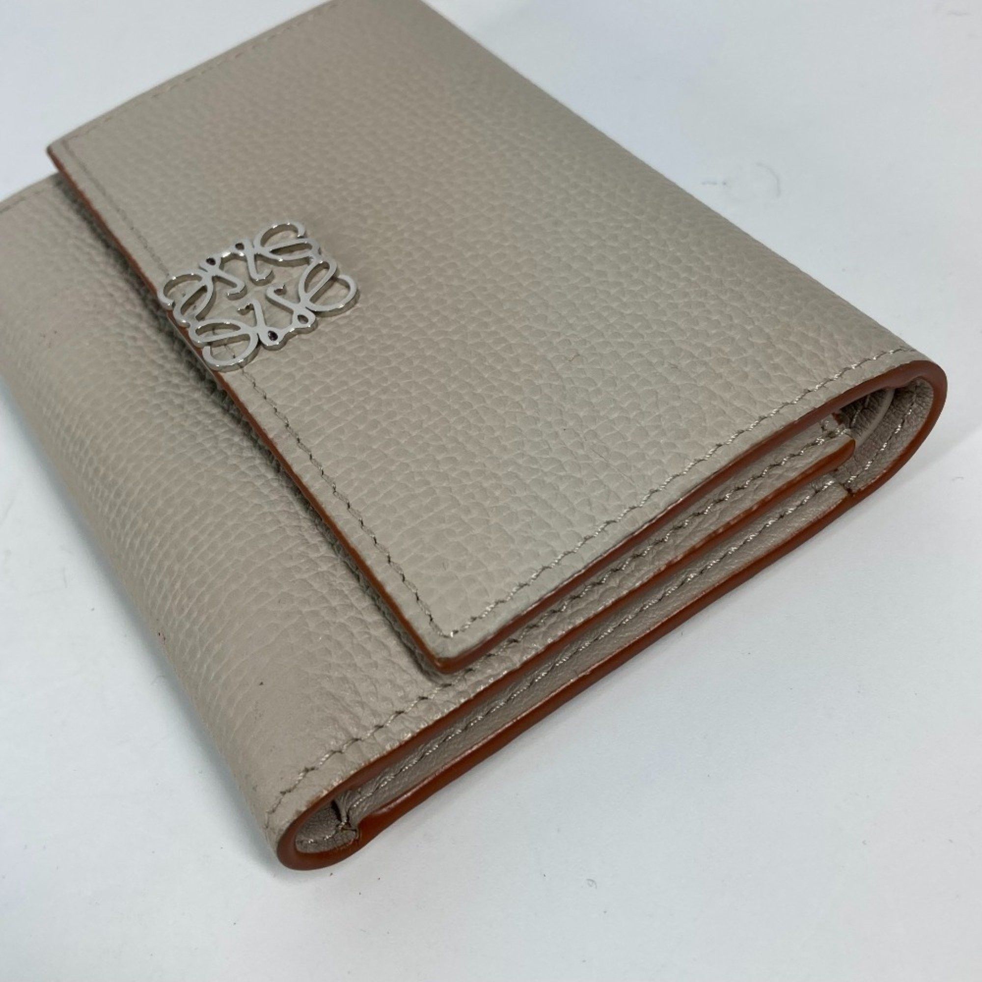 Loewe LOEWE Anagram Vertical Wallet C821S33X07 Small Compact Trifold Leather for Women in Light Ghost Beige Size ONE SIZE - 5 Thumbnail