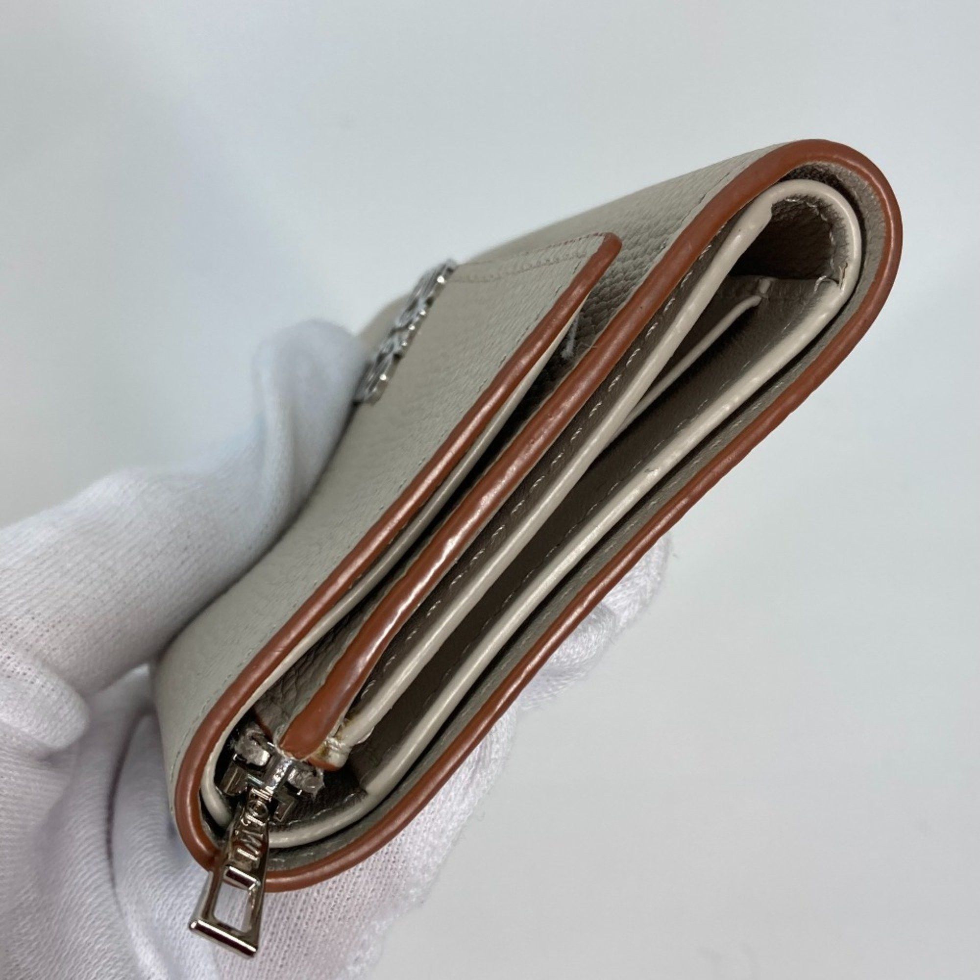 Loewe LOEWE Anagram Vertical Wallet C821S33X07 Small Compact Trifold Leather for Women in Light Ghost Beige Size ONE SIZE - 12 Thumbnail