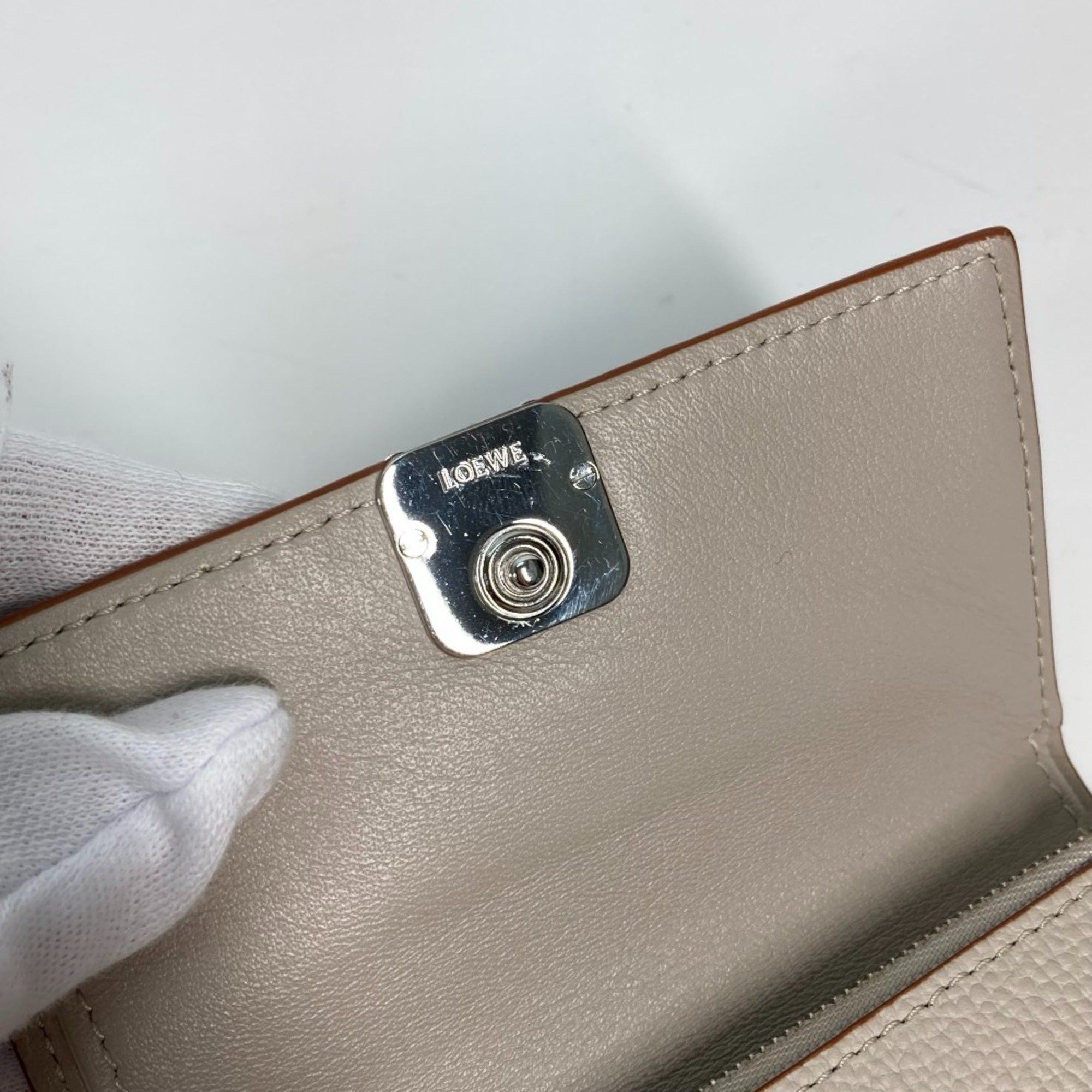 Loewe LOEWE Anagram Vertical Wallet C821S33X07 Small Compact Trifold Leather for Women in Light Ghost Beige Size ONE SIZE - 10 Thumbnail