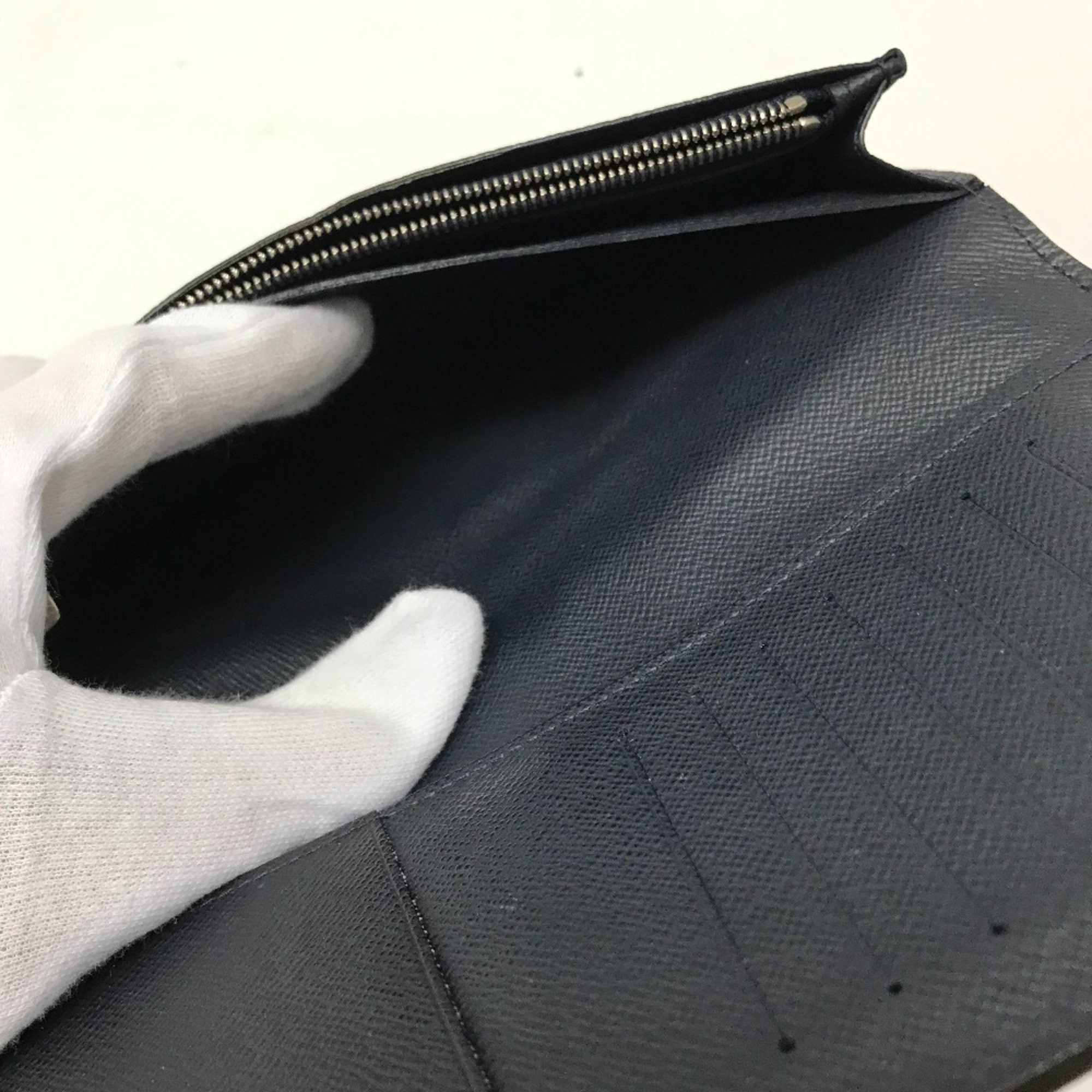 Louis Vuitton LOUIS VUITTON M60615 Epi Leather Portefeuille Brazza Bifold Long Wallet, Men's, Blue Marine, Navy Size ONE SIZE - 9 Thumbnail