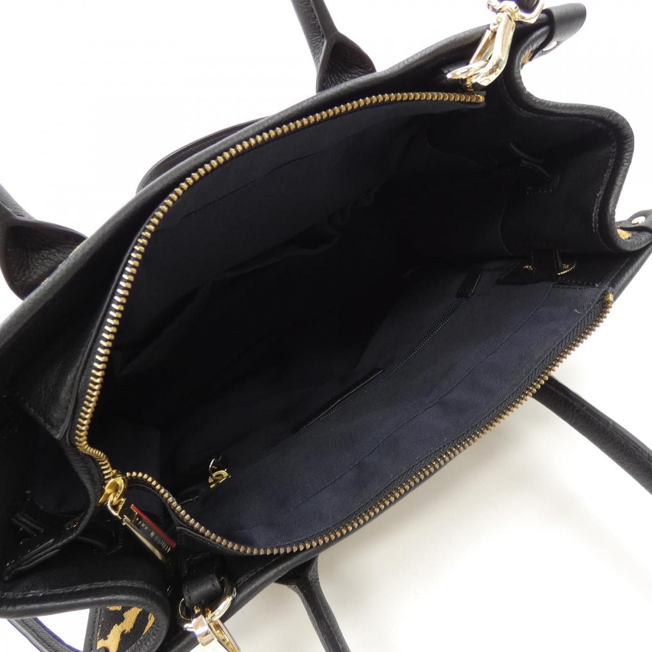 Other Other Tommy Hilfiger Bag Others Shoulder Bag DUTY FREE for USA Size ONE SIZE - 6 Thumbnail