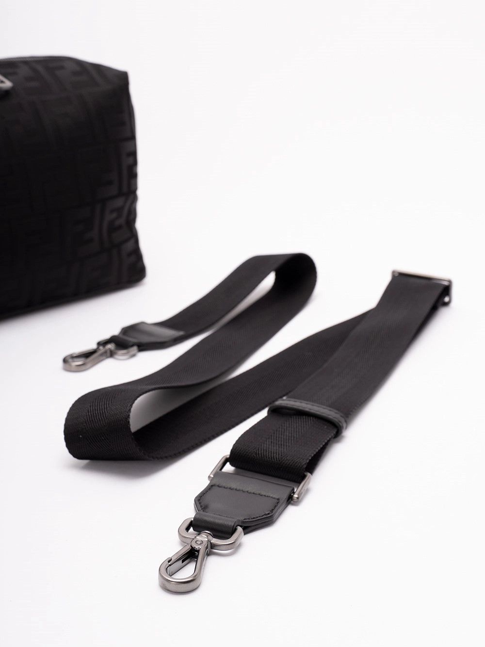 Fendi `FF Fendi Lui` Medium Bag Size ONE SIZE - 5 Thumbnail