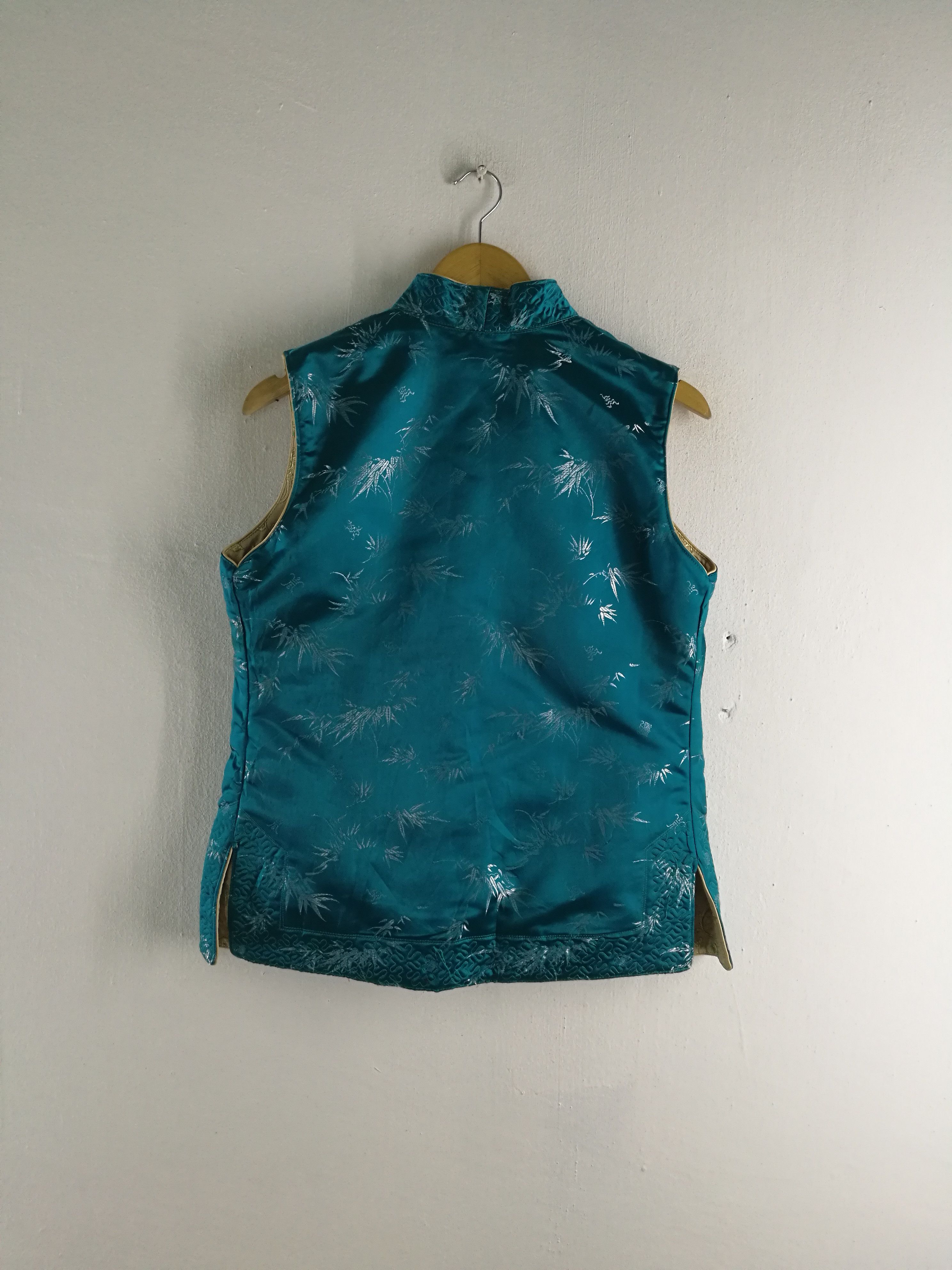 Japanese Brand Japanese shinjuku fashion Reversible pure silk lux vest Size US M / EU 48-50 / 2 - 6 Thumbnail
