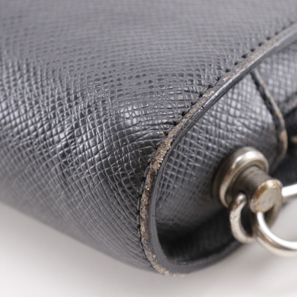 Louis Vuitton Louis Vuitton Louis Vuitton Baikal Taiga Clutch Bag Leather Clutch Bag M30182 DUTY FREE for USA Size ONE SIZE - 7 Thumbnail
