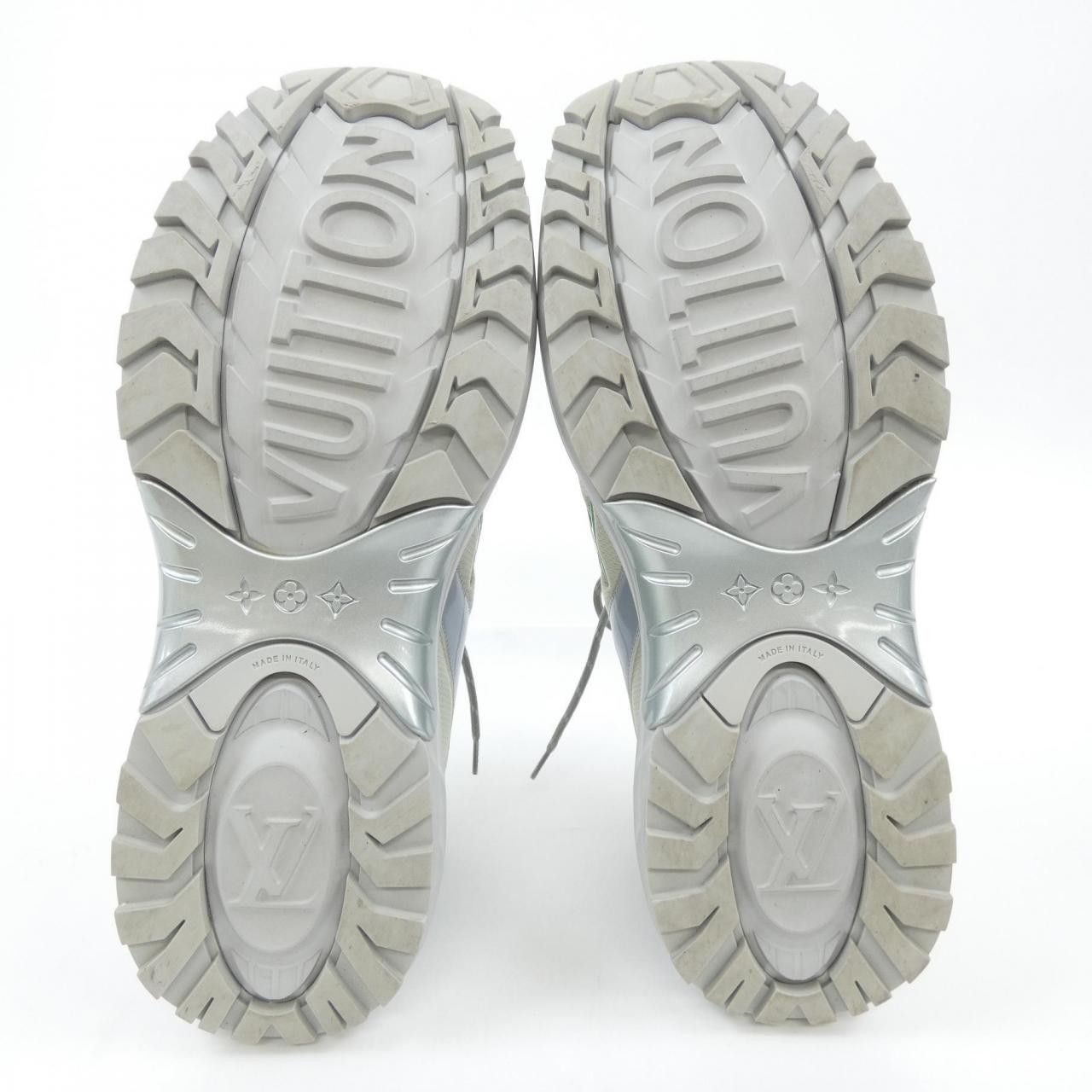 Louis Vuitton Louis Vuitton Louis Vuitton LV Discovery Sneakers Others Shoes DUTY FREE for USA Size ONE SIZE - 4 Thumbnail