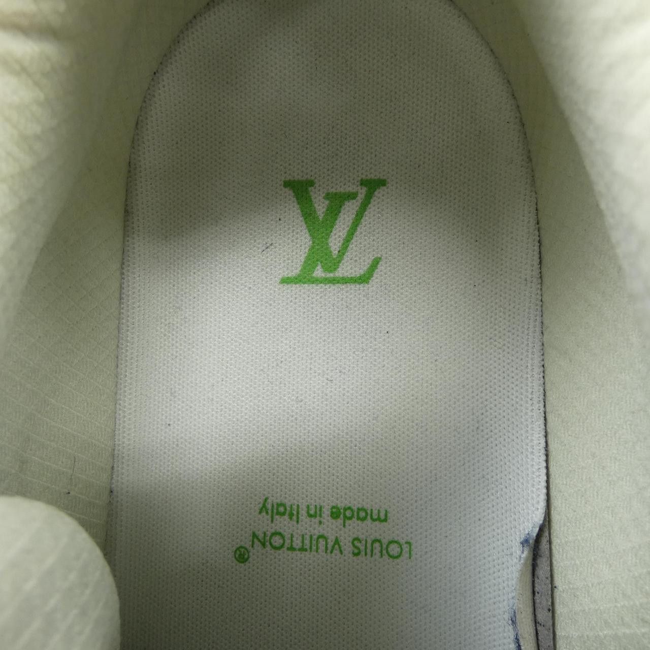 Louis Vuitton Louis Vuitton Louis Vuitton LV Discovery Sneakers Others Shoes DUTY FREE for USA Size ONE SIZE - 6 Thumbnail