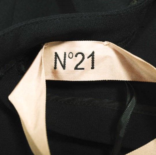 Other Other N°21 23S-G061-5336 Acetate Rayon Top Others Tops 23S-G061-5336 DUTY FREE for USA Size ONE SIZE - 4 Thumbnail