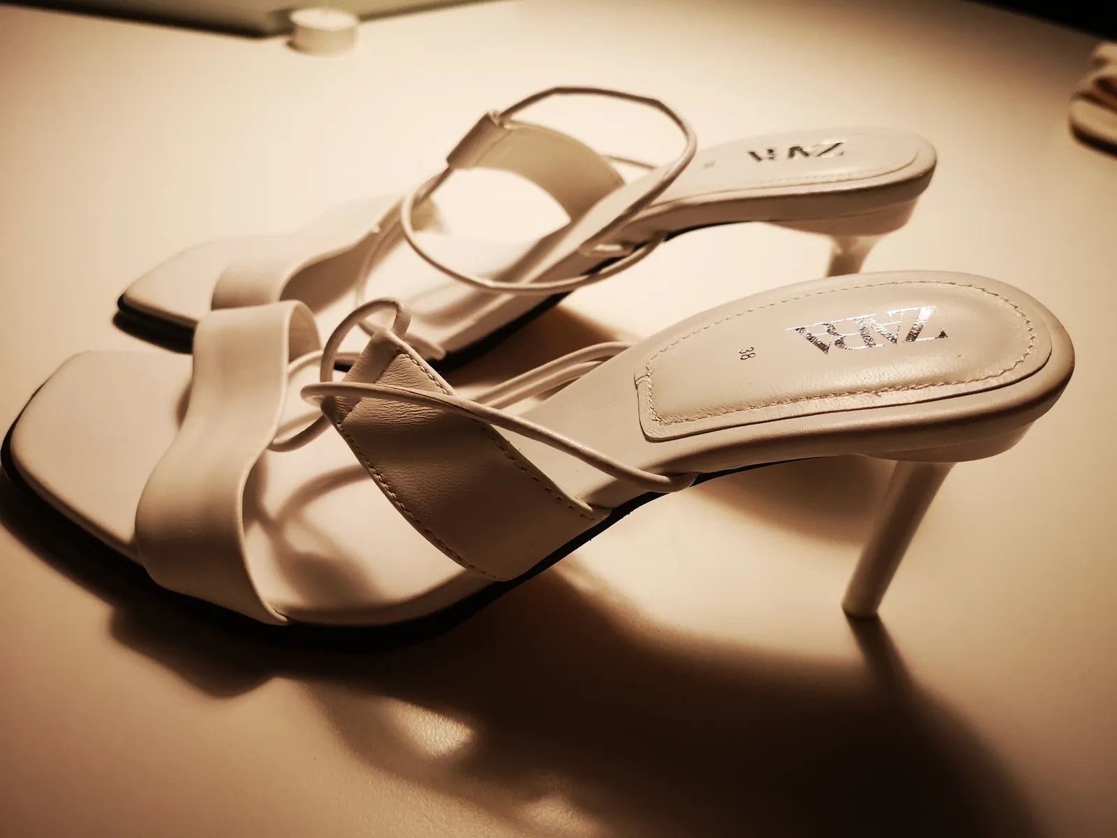 Zara Zara Heels Size US 8 / IT 38 - 3 Thumbnail