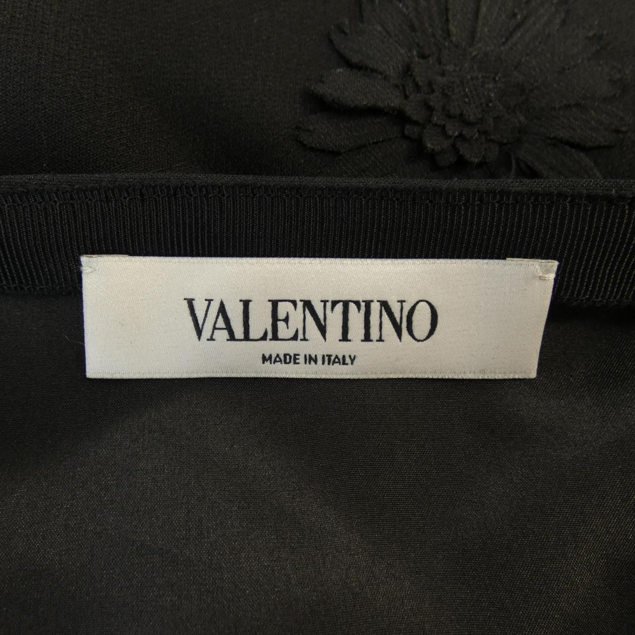 Valentino Valentino Valentino Skirt Others Skirts DUTY FREE for USA Size ONE SIZE - 4 Thumbnail