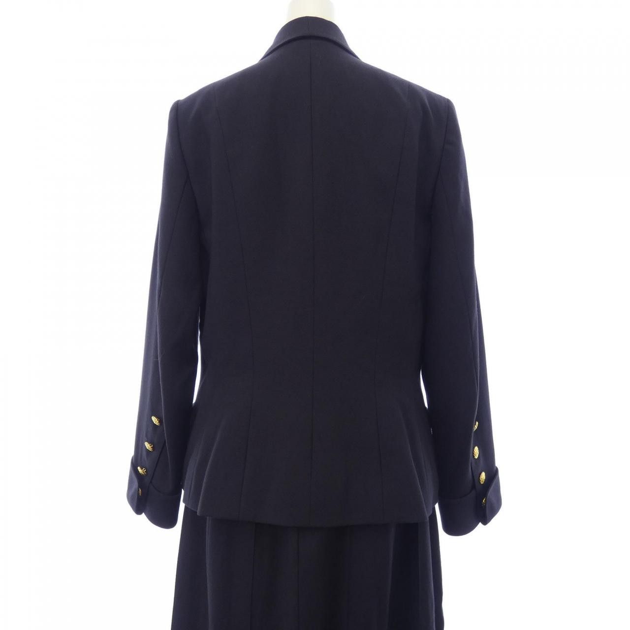 Chanel Chanel Chanel Suit Others Suits DUTY FREE for USA Size ONE SIZE - 2 Thumbnail