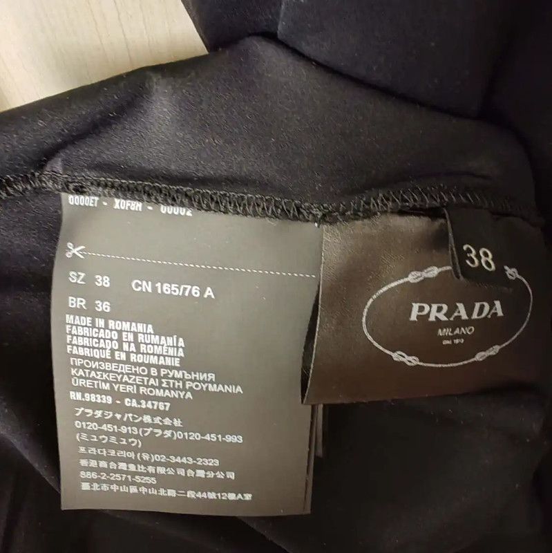 Prada Prada Black Nylon Women's T-Shirt Size M / US 6-8 / IT 42-44 - 4 Thumbnail