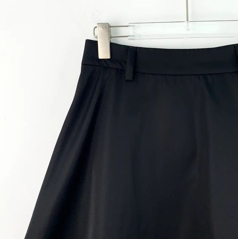 Prada Prada Black Nylon Midi Skirt Size 30" / US 8 / IT 44 - 3 Thumbnail