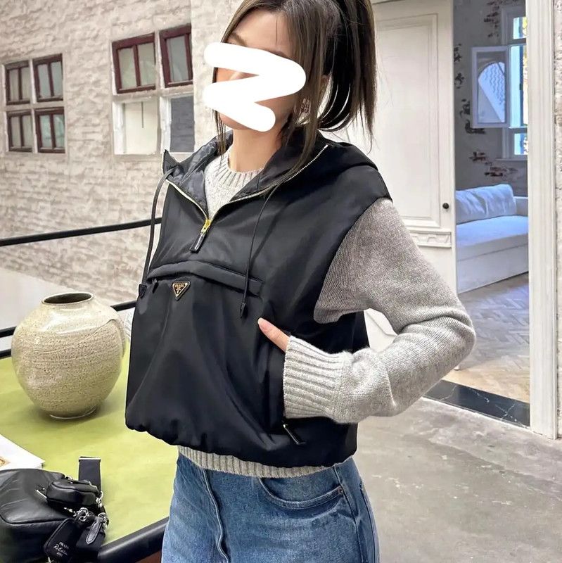Prada Prada Black Nylon Women's Jacket XS Size XS / US 0-2 / IT 36-38 - 9 Thumbnail