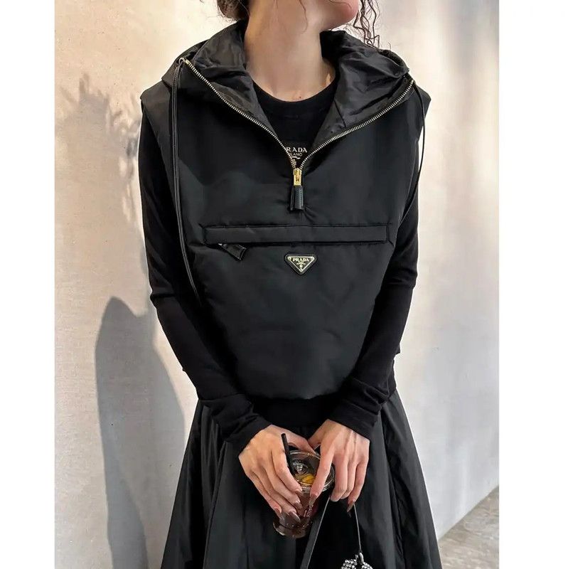 Prada Prada Black Nylon Women's Jacket XS Size XS / US 0-2 / IT 36-38 - 8 Thumbnail