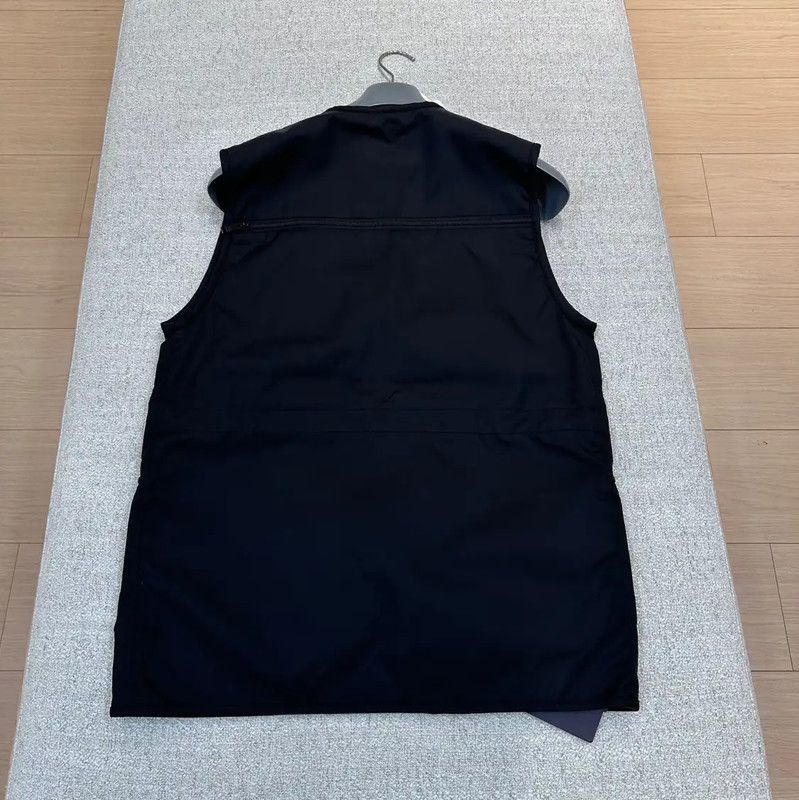 Prada Prada Women's Black Utility Vest Size M / US 6-8 / IT 42-44 - 2 Thumbnail