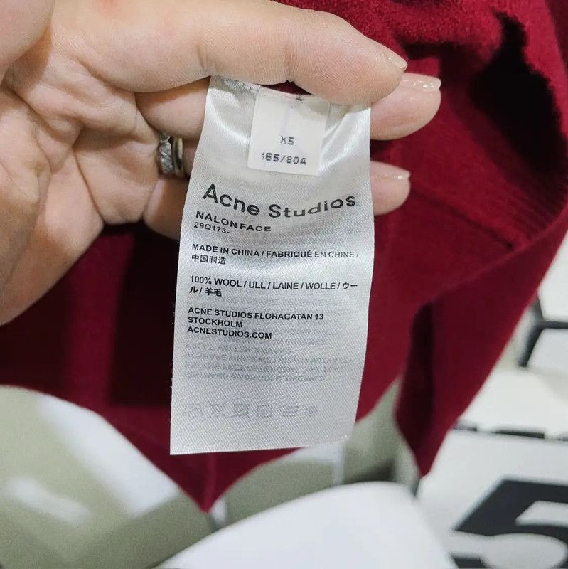 Acne Studios Acne Studios Red Wool Blend Logo Long Sleeve Top Size XS / US 0-2 / IT 36-38 - 9 Thumbnail