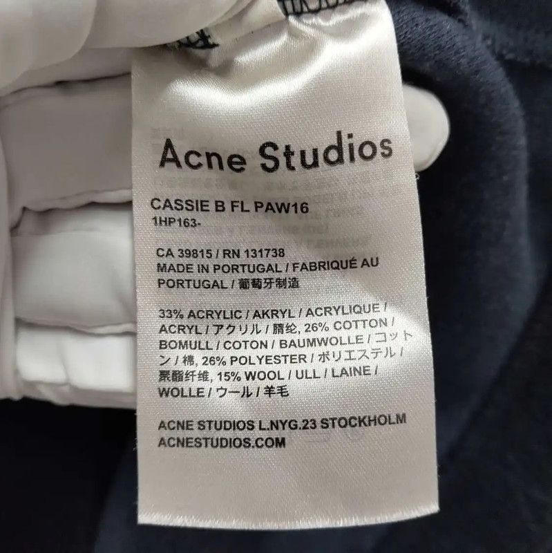 Acne Studios Acne Studios Navy Long Sleeve Cropped Sweatshirt Size XS / US 0-2 / IT 36-38 - 4 Thumbnail