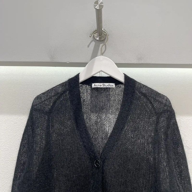 Acne Studios Acne Studios Women's Black Wool Cropped Cardigan Size S / US 4 / IT 40 - 3 Thumbnail
