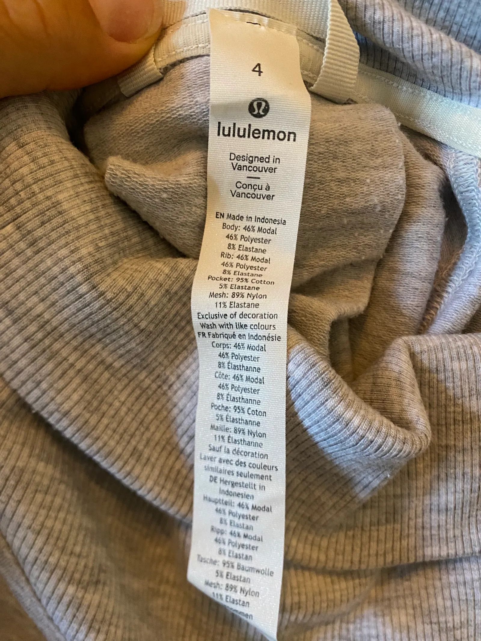 Lululemon Lululemon Polo knit Size XL / US 12-14 / IT 48-50 - 2 Thumbnail