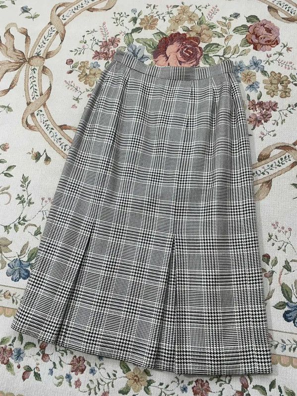 Burberry Burberry White Wool Blend Houndstooth Skirt Size 23" - 4 Thumbnail