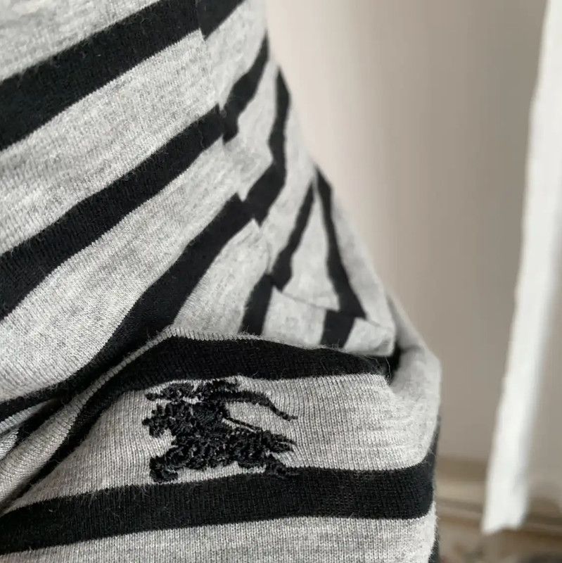 Burberry Burberry Grey Striped Cotton Women's T-shirt Size M / US 6-8 / IT 42-44 - 5 Thumbnail