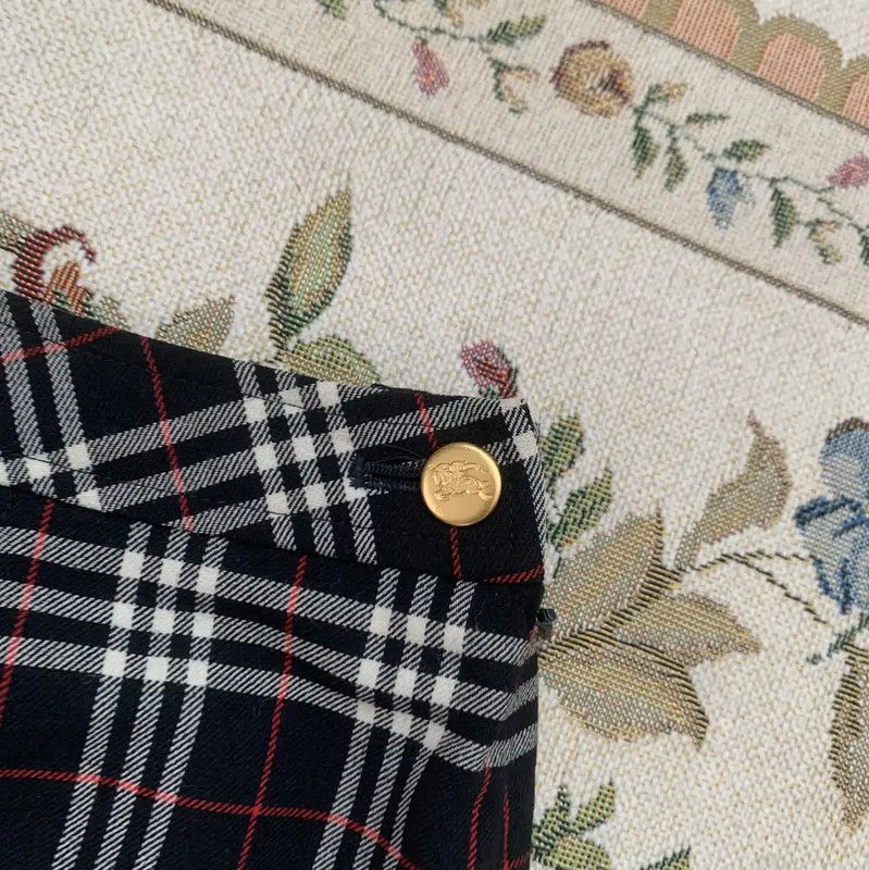 Burberry Burberry Black Wool Blend Women's Skirt Size 28" / US 6 / IT 42 - 2 Thumbnail