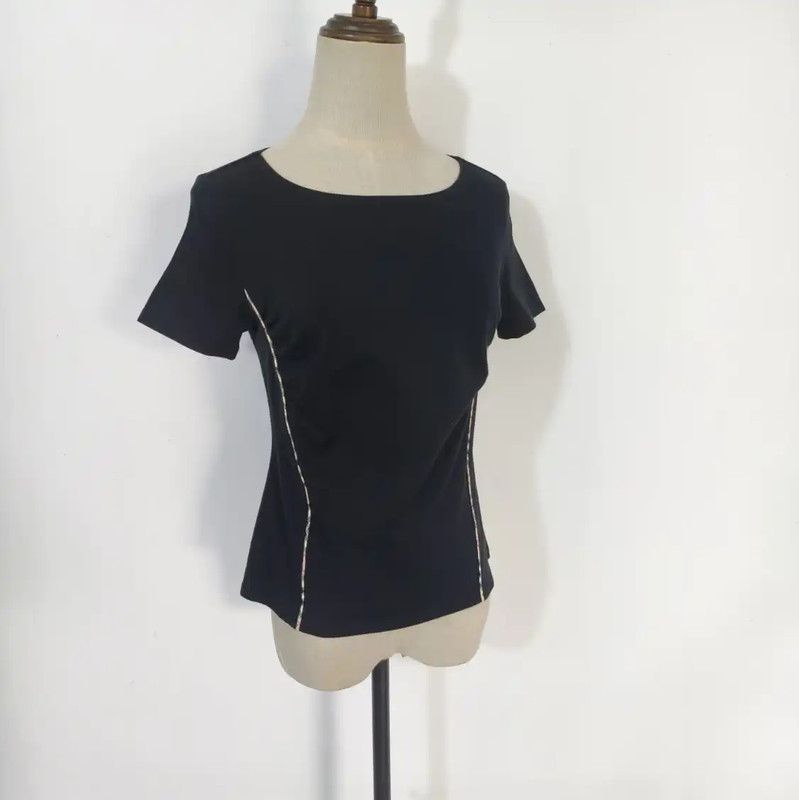 Burberry Burberry Black Cotton Blend T-Shirt for Women Size M / US 6-8 / IT 42-44 - 2 Thumbnail