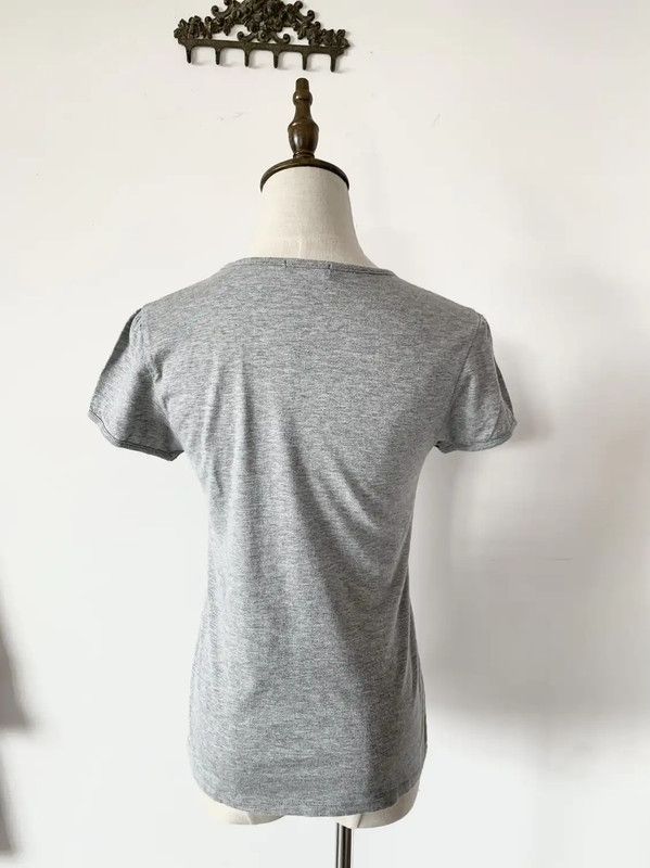 Burberry Burberry Gray Cotton T-shirt for Women Size M / US 6-8 / IT 42-44 - 4 Thumbnail