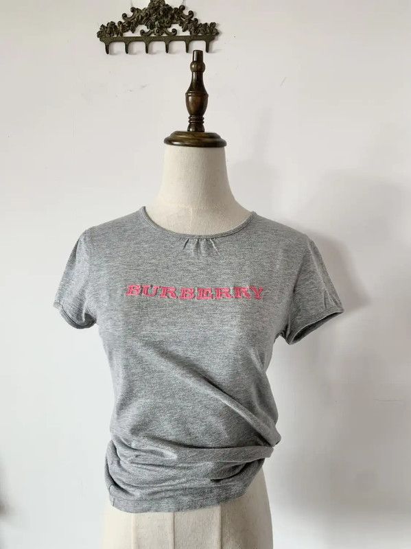 Burberry Burberry Gray Cotton T-shirt for Women Size M / US 6-8 / IT 42-44 - 2 Thumbnail