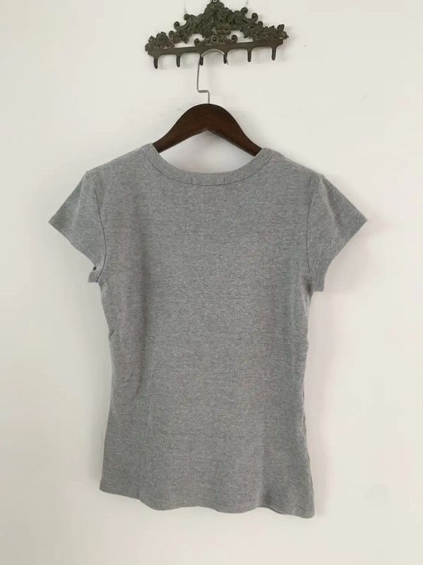 Burberry Burberry Gray Cotton T-Shirt for Women Size M / US 6-8 / IT 42-44 - 4 Thumbnail