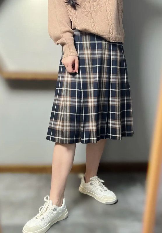 Burberry Burberry Color-Blocked Wool Midi Skirt Size 23" - 2 Thumbnail