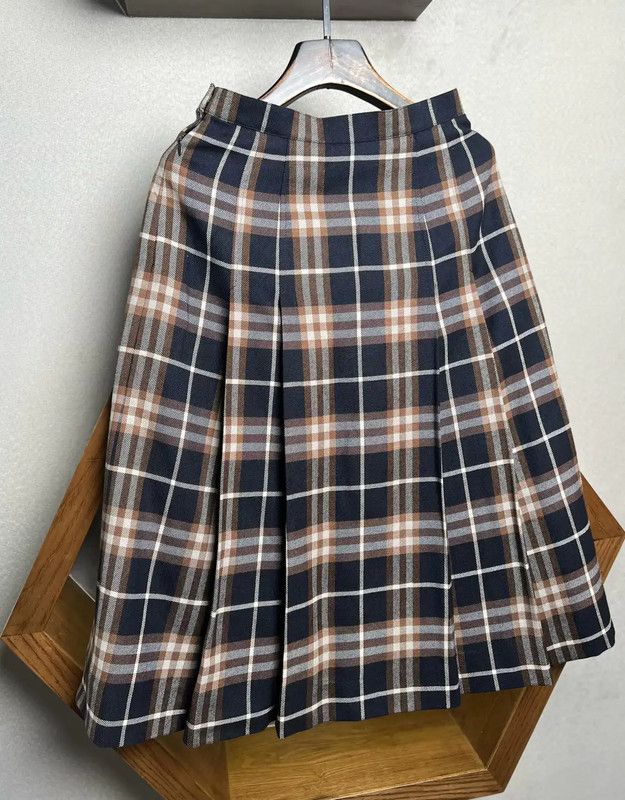 Burberry Burberry Color-Blocked Wool Midi Skirt Size 23" - 5 Thumbnail