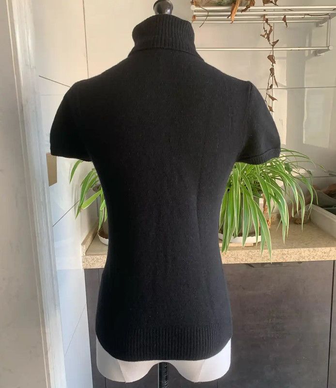 Burberry Burberry Black Wool Blend Short Sleeve Top Size M / US 6-8 / IT 42-44 - 4 Thumbnail