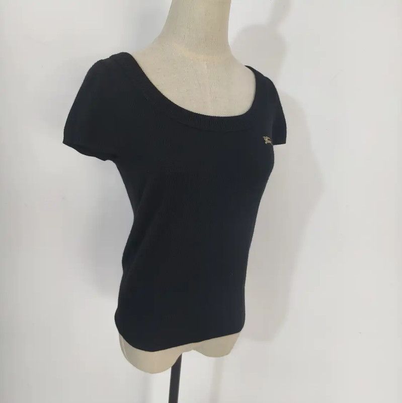 Burberry Burberry Black Wool T-shirt for Women Size M / US 6-8 / IT 42-44 - 3 Thumbnail