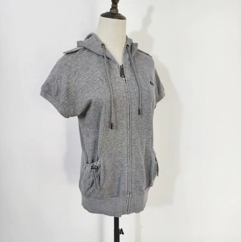 Burberry Burberry Gray Cotton Women's T-Shirt Size M / US 6-8 / IT 42-44 - 3 Thumbnail