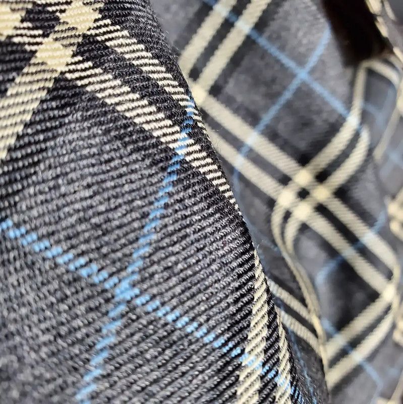 Burberry Burberry Gray Wool-Blend Midi Skirt Size 27" / US 4 / IT 40 - 9 Thumbnail