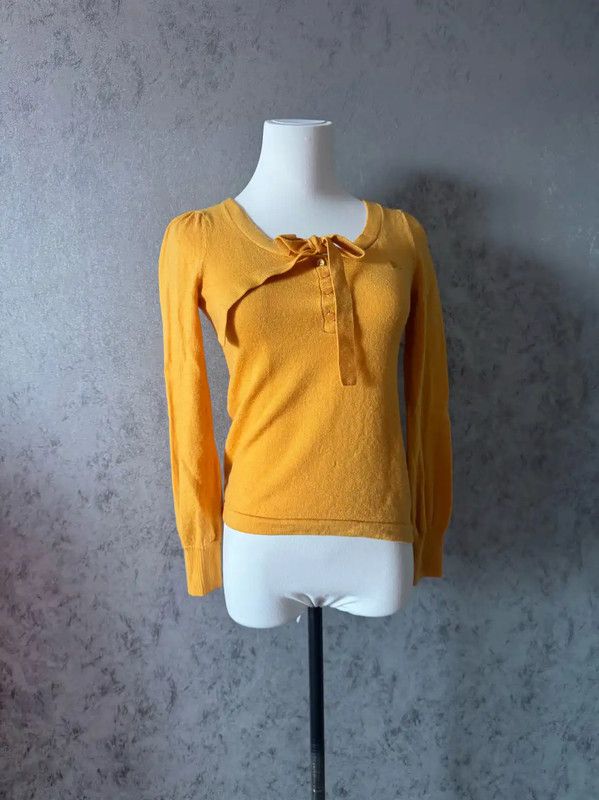 Burberry Burberry Yellow Wool Long Sleeve Sweater Size M / US 6-8 / IT 42-44 - 4 Thumbnail