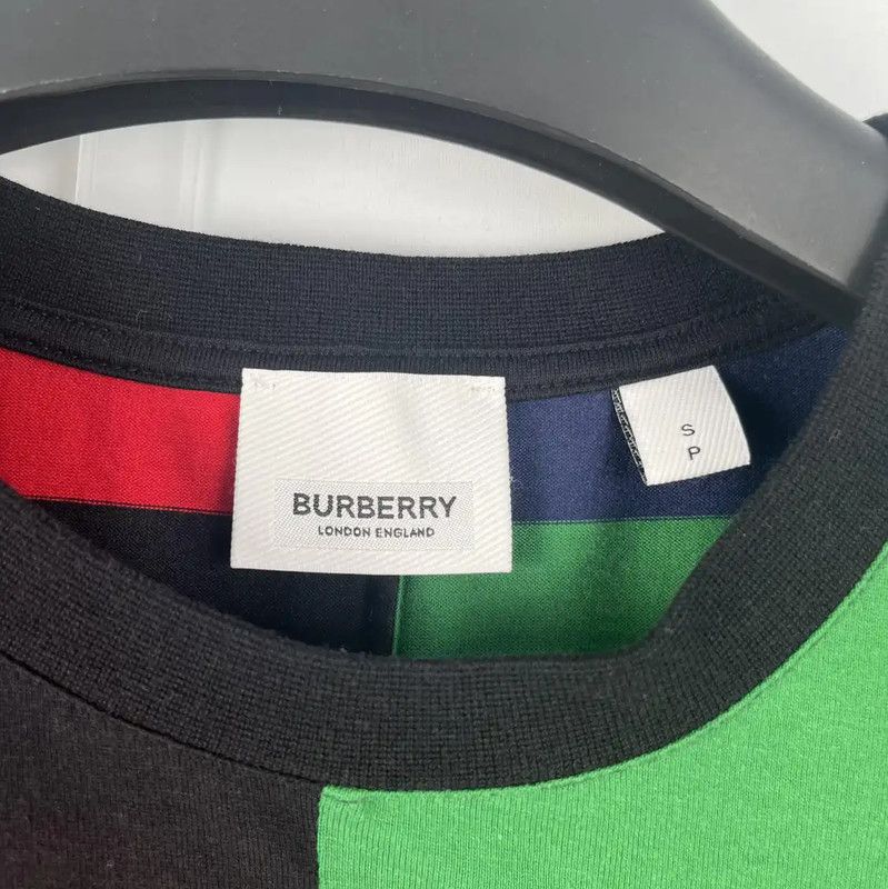 Burberry Burberry Color-Blocked Summer T-Shirt for Women Size S / US 4 / IT 40 - 6 Thumbnail
