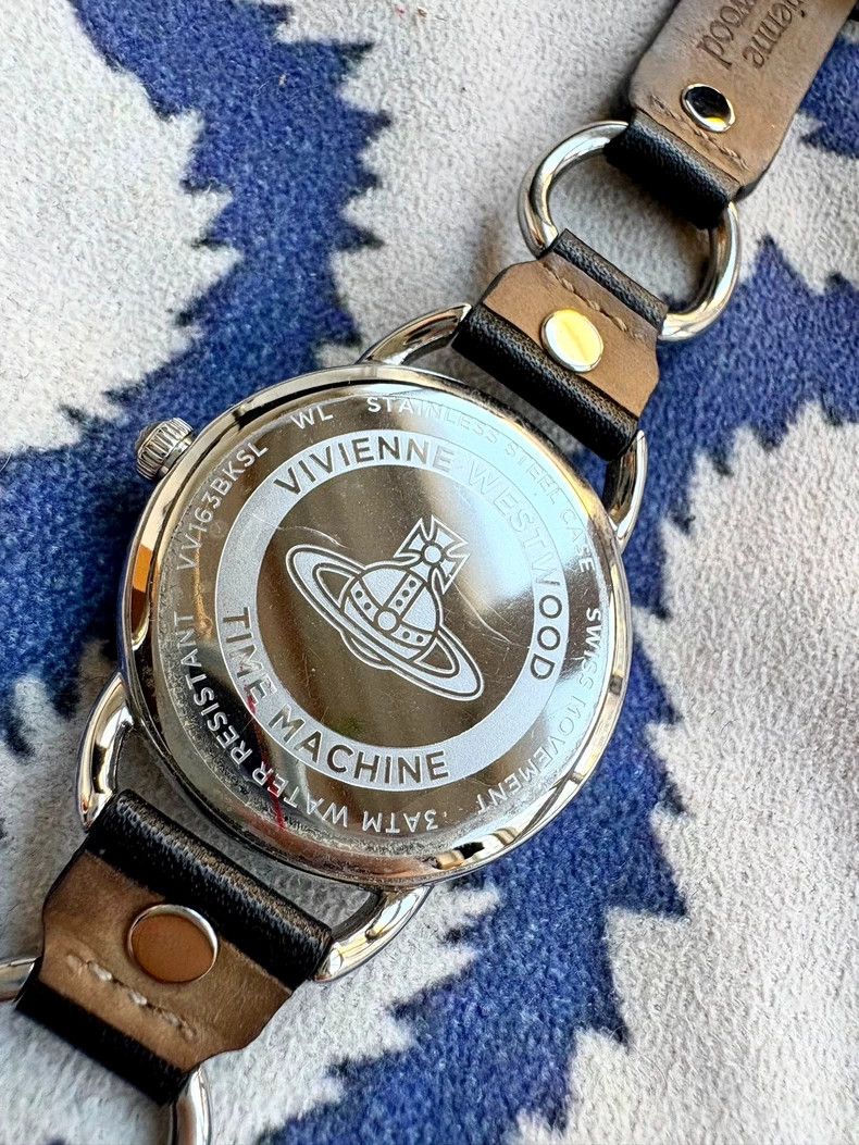 Vivienne Westwood Vivienne Westwood Black Leather Saturn Watch - dmc Size ONE SIZE - 4 Thumbnail