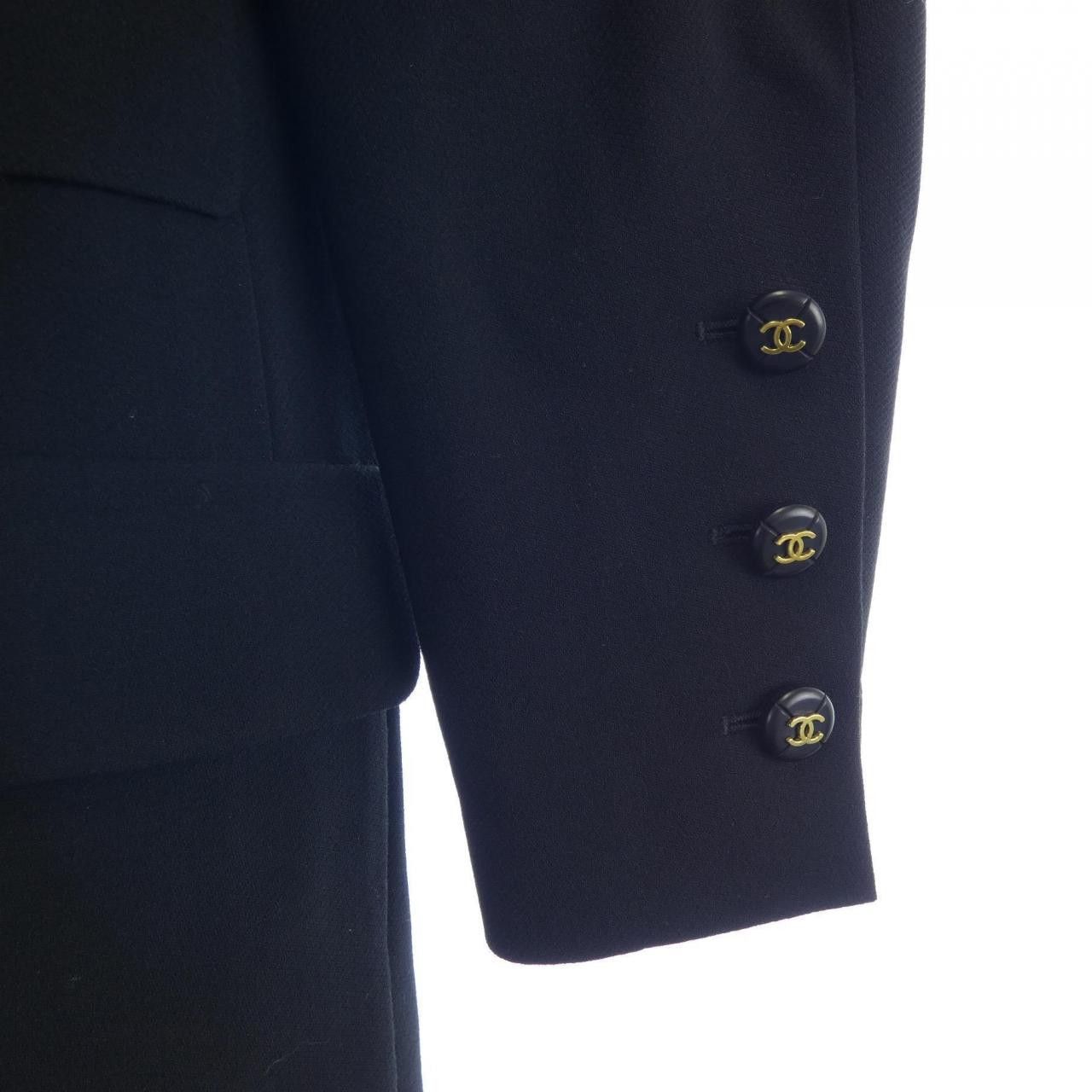 Chanel Chanel Chanel Jacket Others Outerwear P04548V02954 95P DUTY FREE for USA Size ONE SIZE - 5 Thumbnail