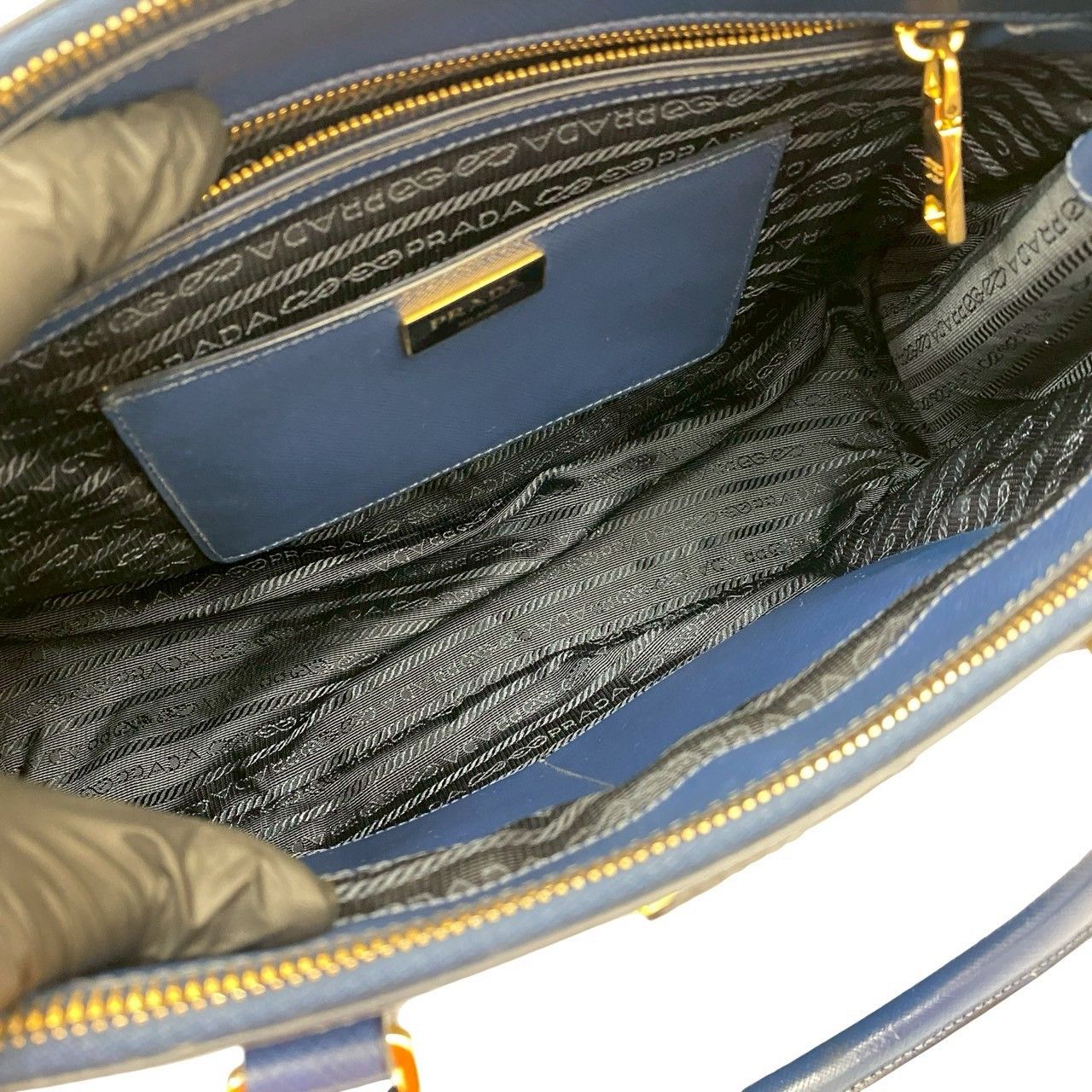 Prada Prada Prada Galleria Saffiano Leather Handbag Leather Tote Bag DUTY FREE for USA Size ONE SIZE - 10 Thumbnail