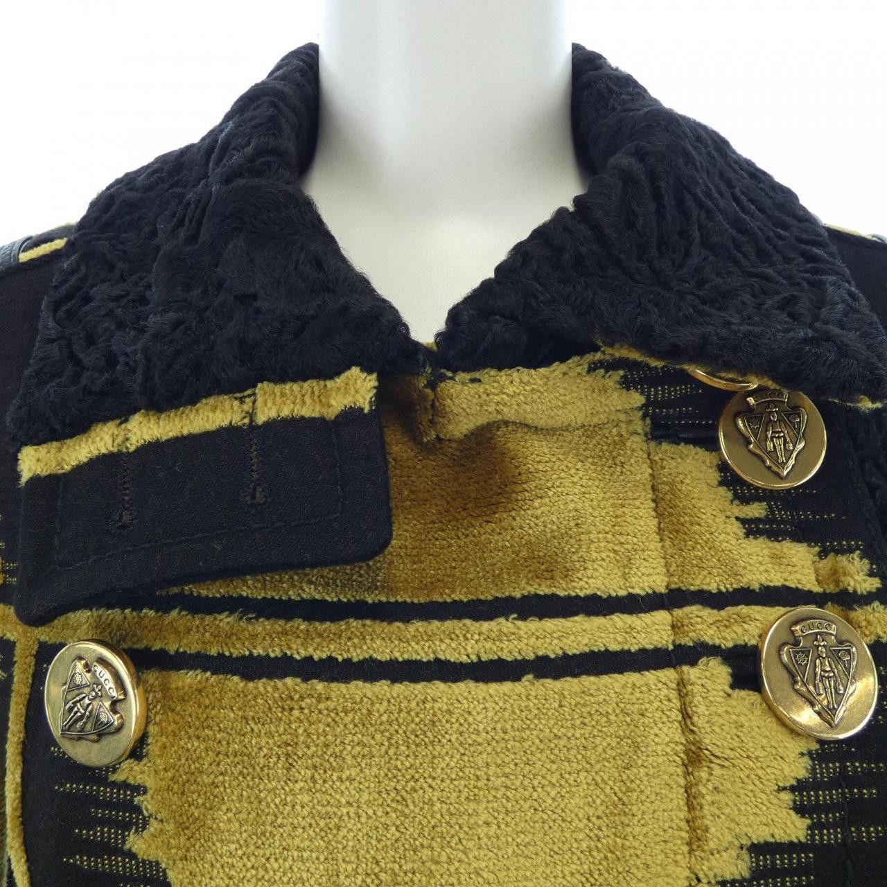 Gucci Gucci Gucci 209172 ZS842 Astrakhan Jacket Others Outerwear 209172ZS842 DUTY FREE for USA Size ONE SIZE - 5 Thumbnail