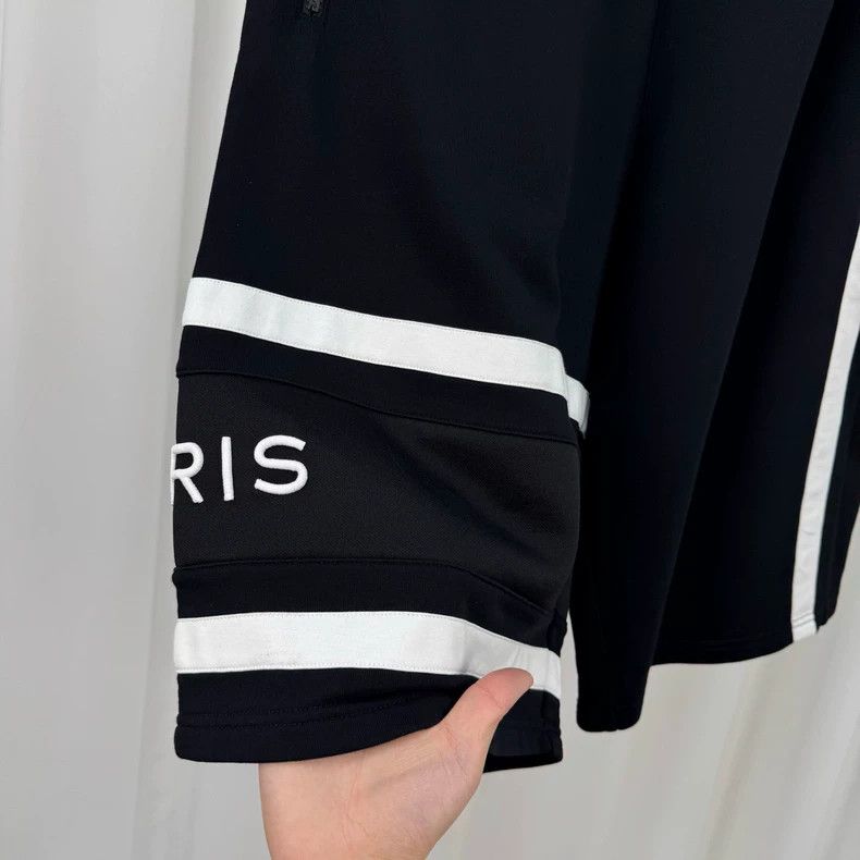 Givenchy Givenchy Black Embroidered Letter Shorts-yf Size US 34 / EU 50 - 4 Thumbnail