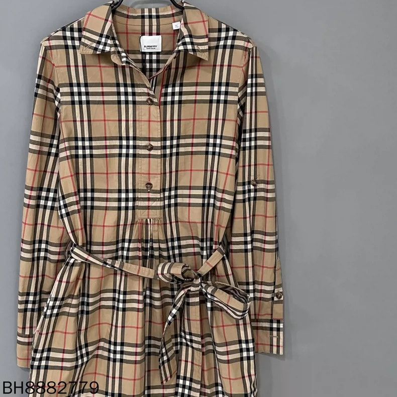 Burberry Burberry Classic Check Shirt Dress-yf Size US 30 / EU 46 - 2 Thumbnail