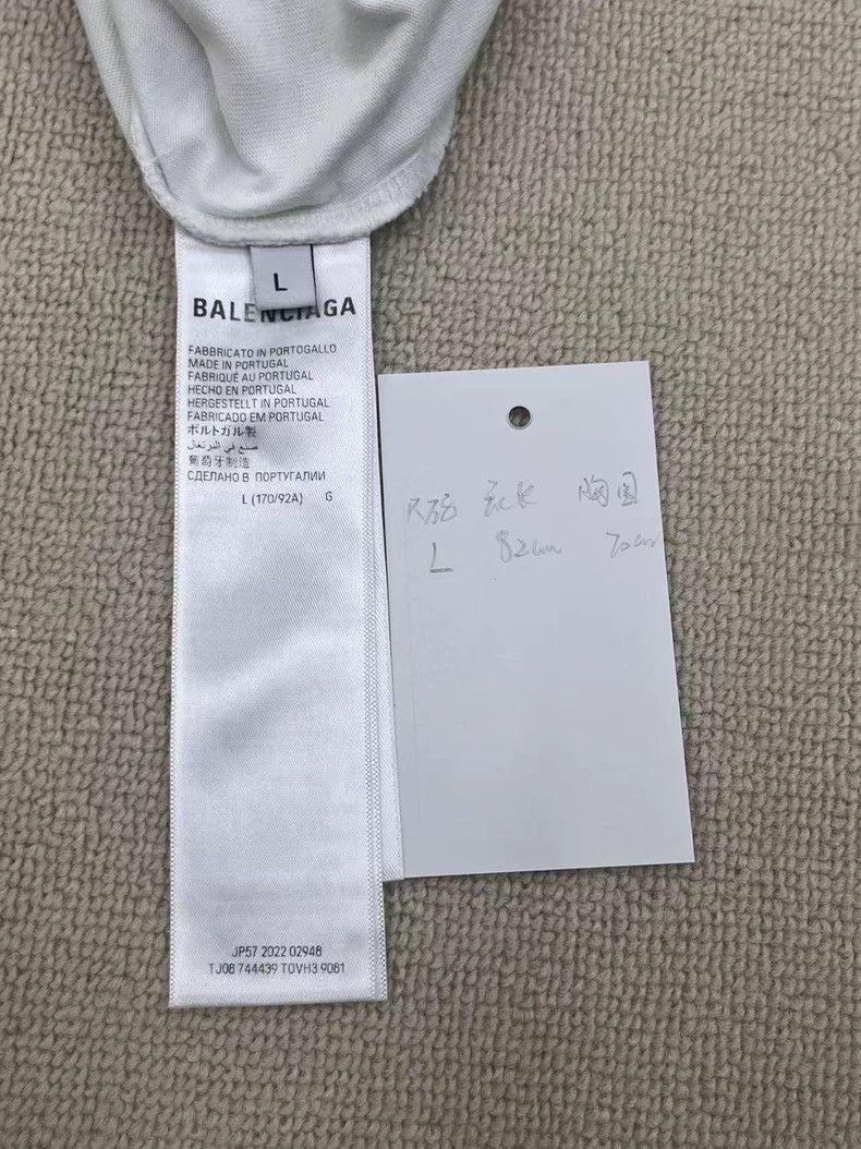 Balenciaga Balenciaga Heart Print Short Sleeve T-shirt-yf Size US L / EU 52-54 / 3 - 6 Thumbnail