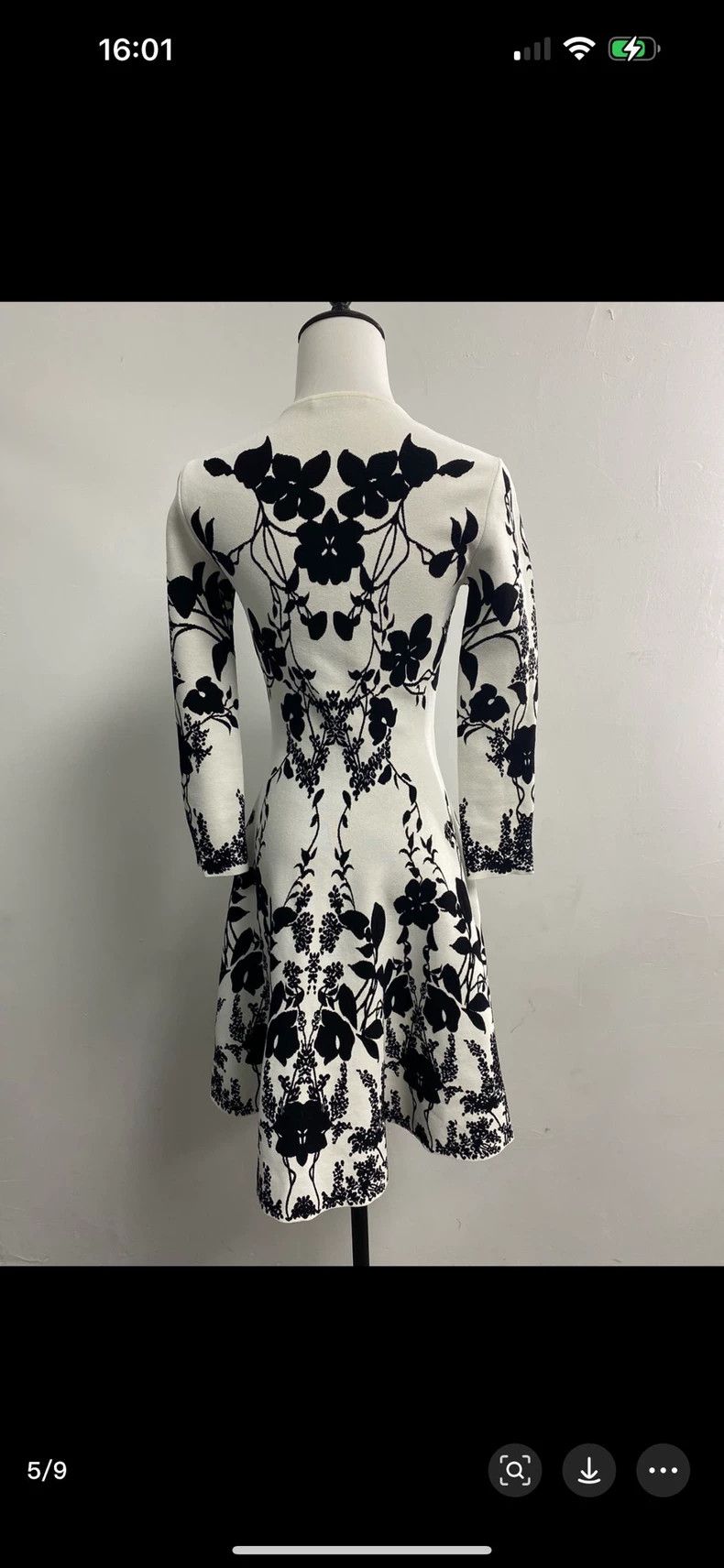 Alexander McQueen Alexander McQueen Floral Print Dress - dmc Size US 30 / EU 46 - 2 Thumbnail