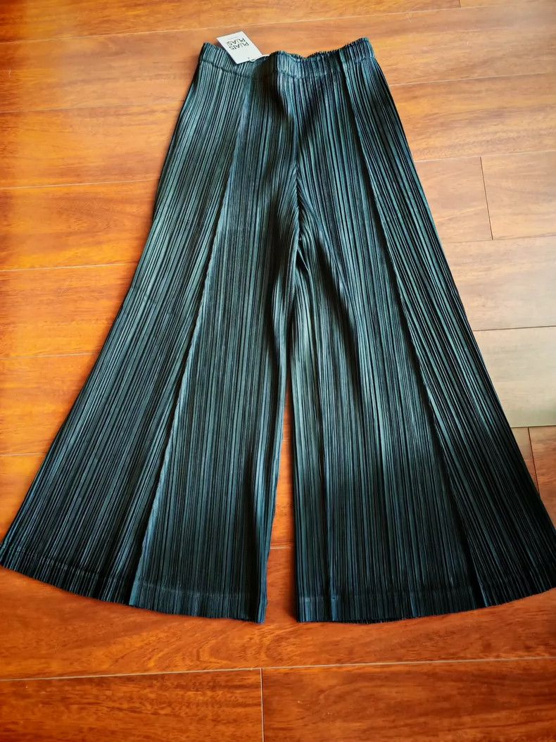 Issey Miyake Pleats Please Wide-Leg Pleated Pants - dmc Size US 30 / EU 46 - 2 Thumbnail