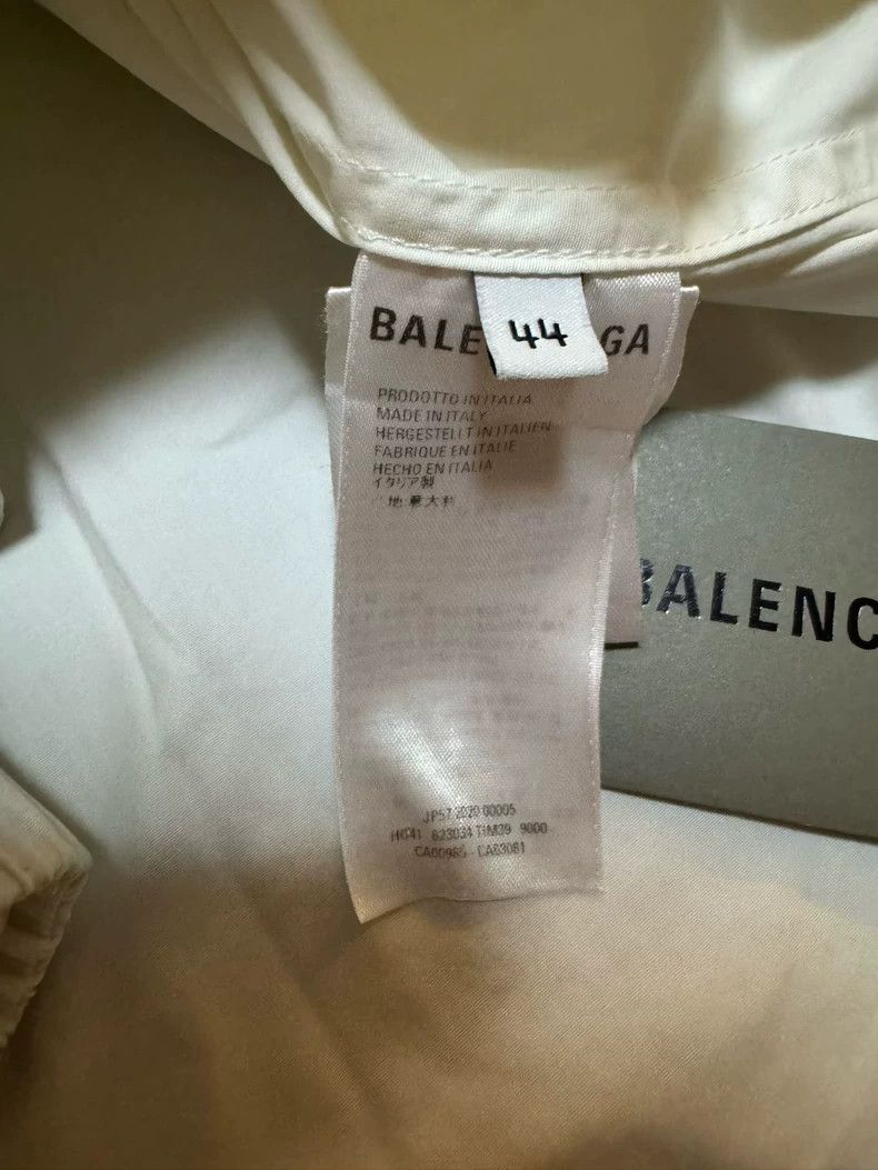 Balenciaga Balenciaga Mastercard Show White Jacket - dmc Size US S / EU 44-46 / 1 - 4 Thumbnail