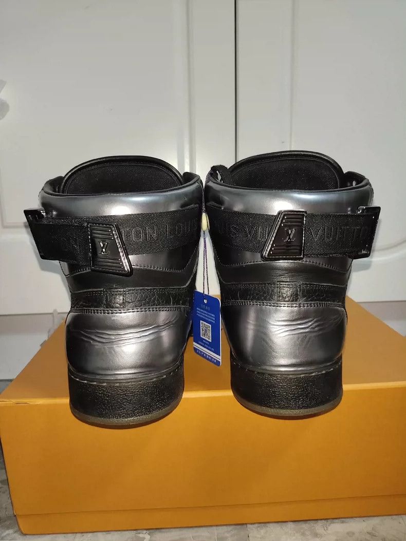 Louis Vuitton Louis Vuitton Black High-Top Sneakers - dmc Size US 9.5 / EU 42-43 - 4 Thumbnail